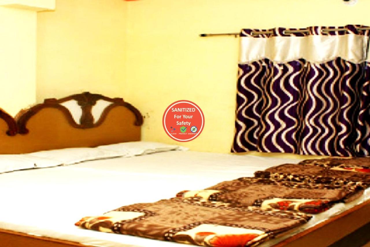 Hotel P N Ganga Varanasi Exterior photo