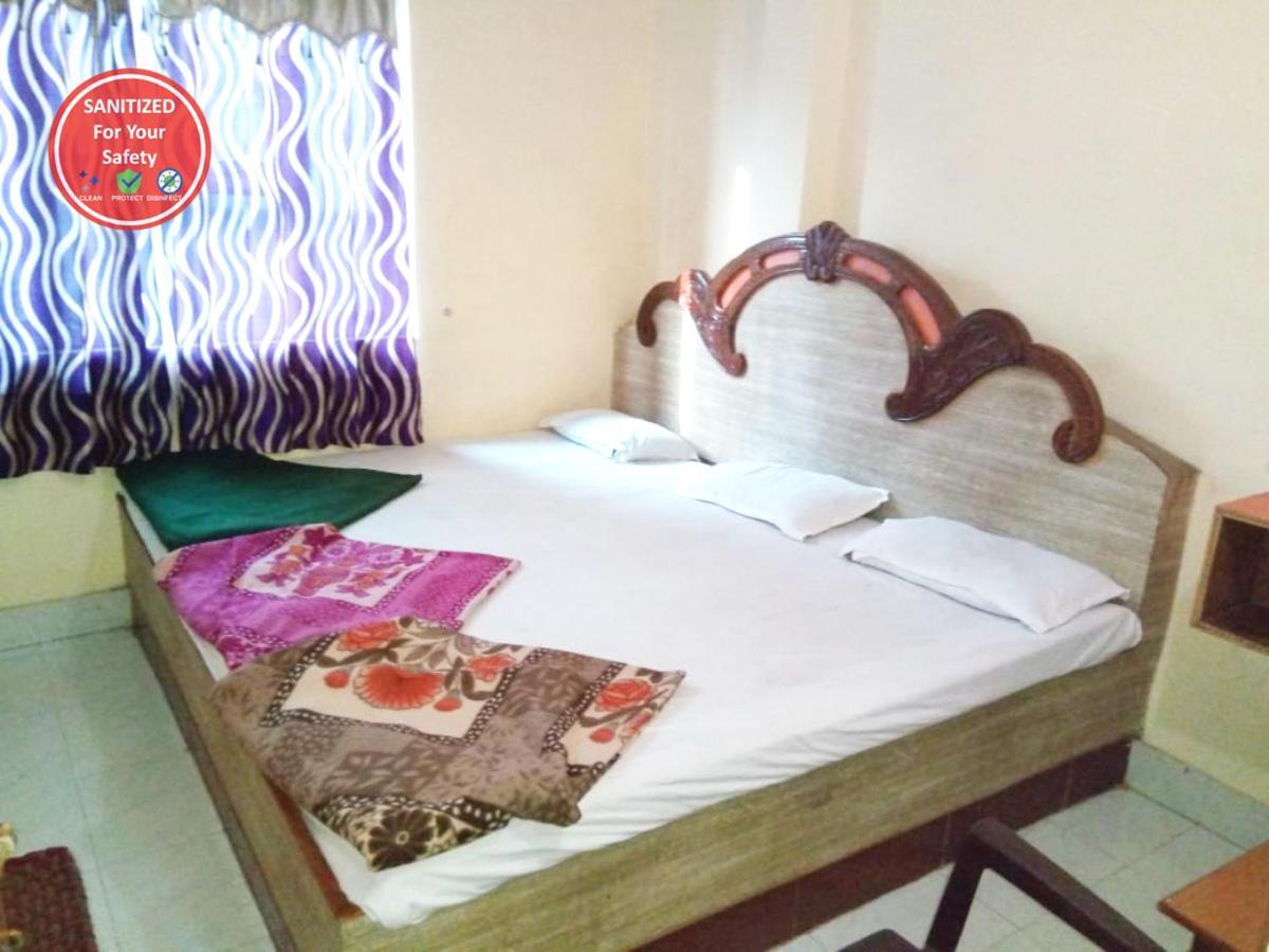 Hotel P N Ganga Varanasi Exterior photo